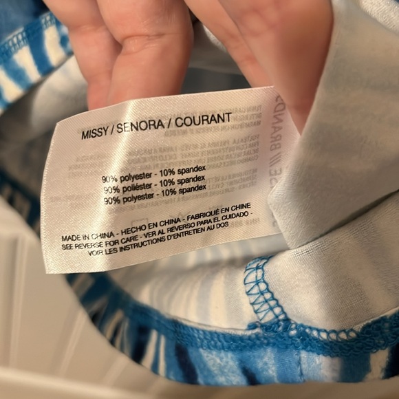 Skinny girl cutout top - Picture 4 of 5